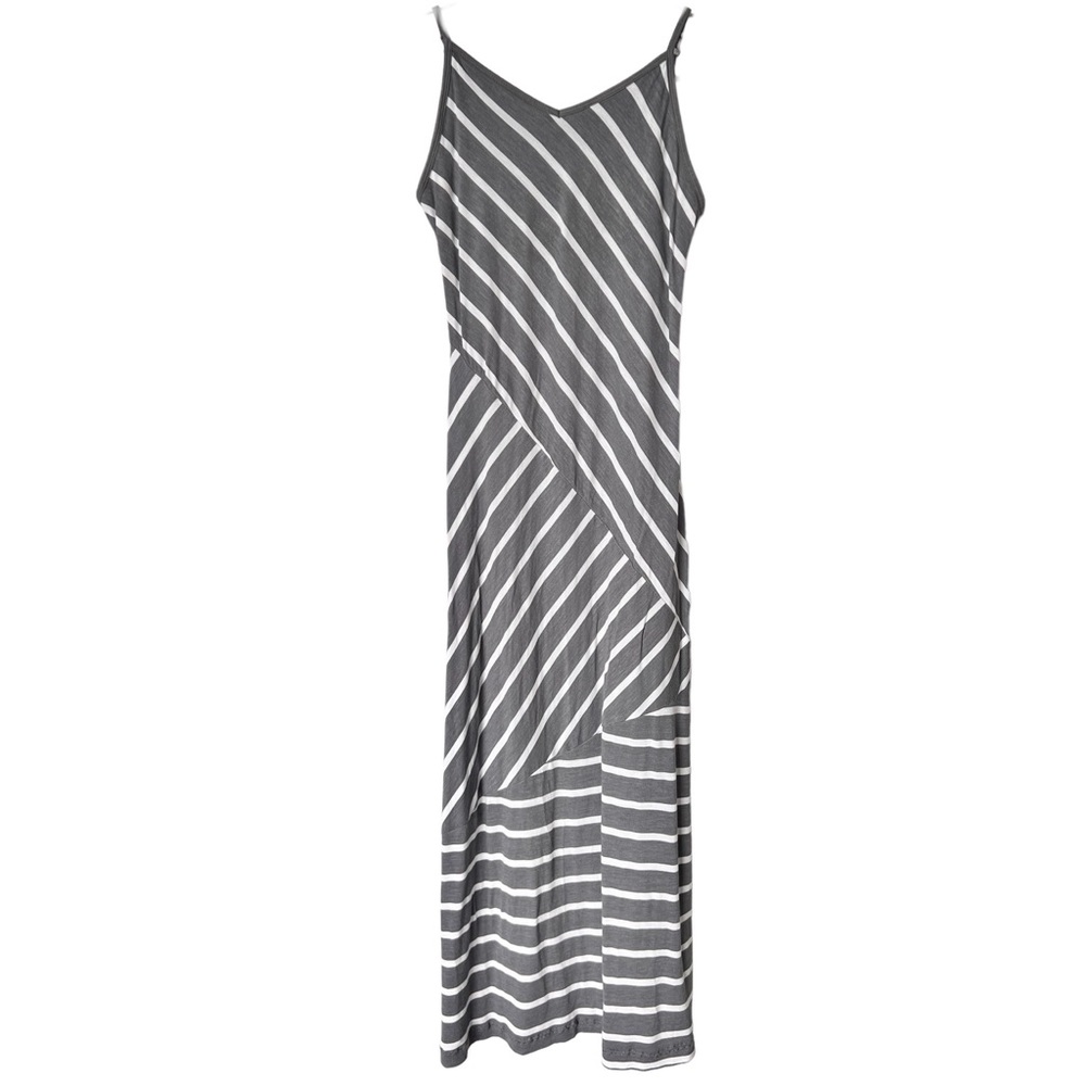 🔵 3/ $15 - NY & Co. Gray and White Striped Maxi Dress Size XS